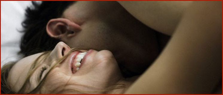 free movies of lesbians kissing