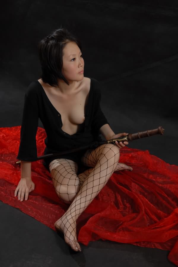Chinese model Mengmeng nude body in studio album 3 [100P]